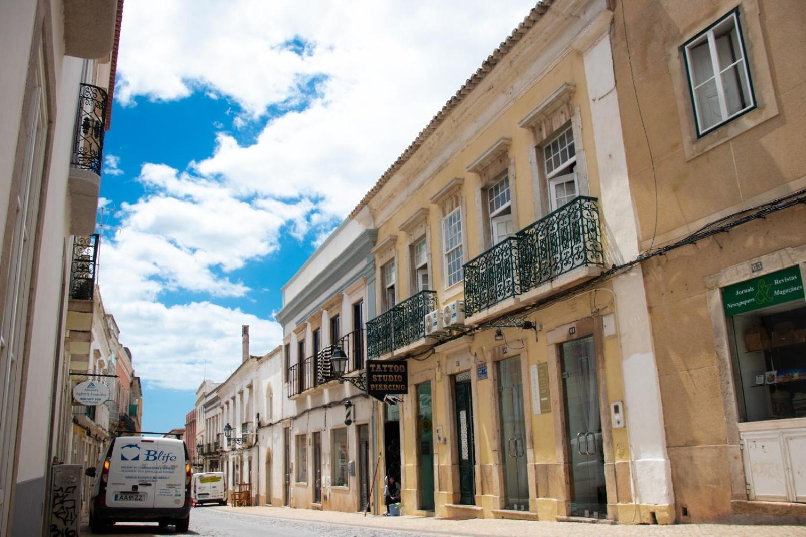 Blife Alicya Private Rooms Faro Exterior photo