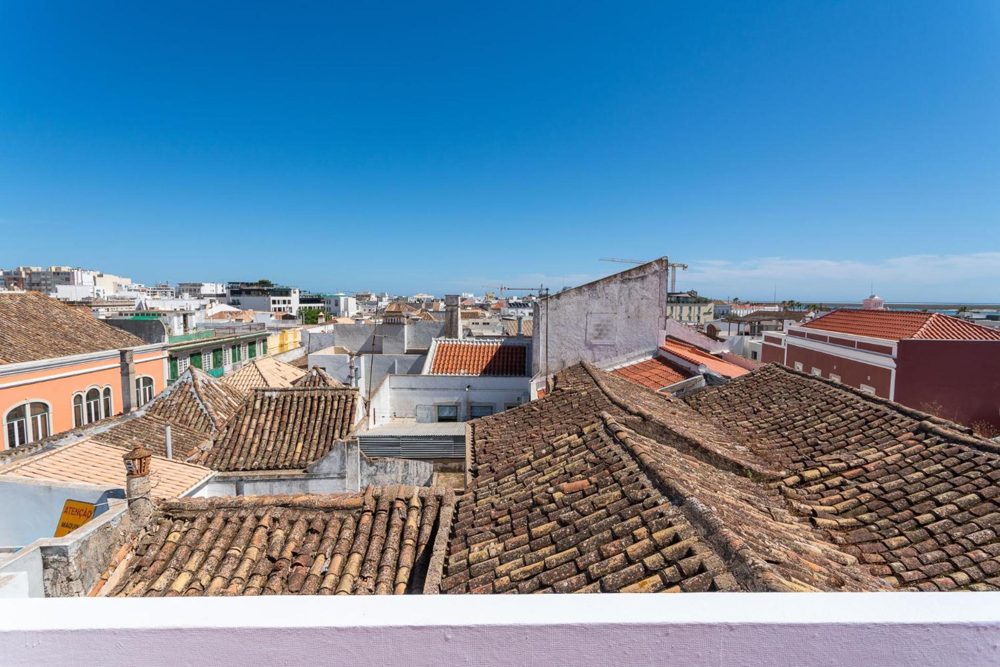 Blife Alicya Private Rooms Faro Exterior photo