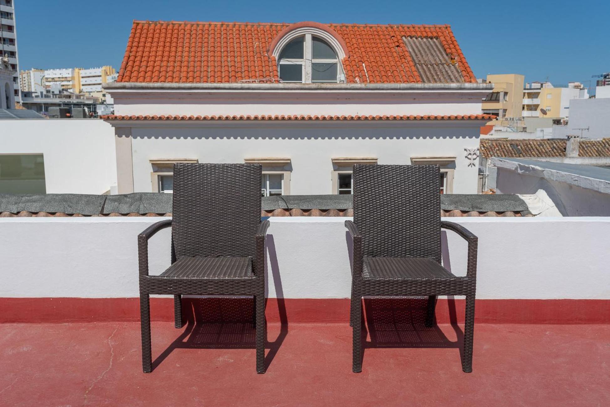 Blife Alicya Private Rooms Faro Exterior photo