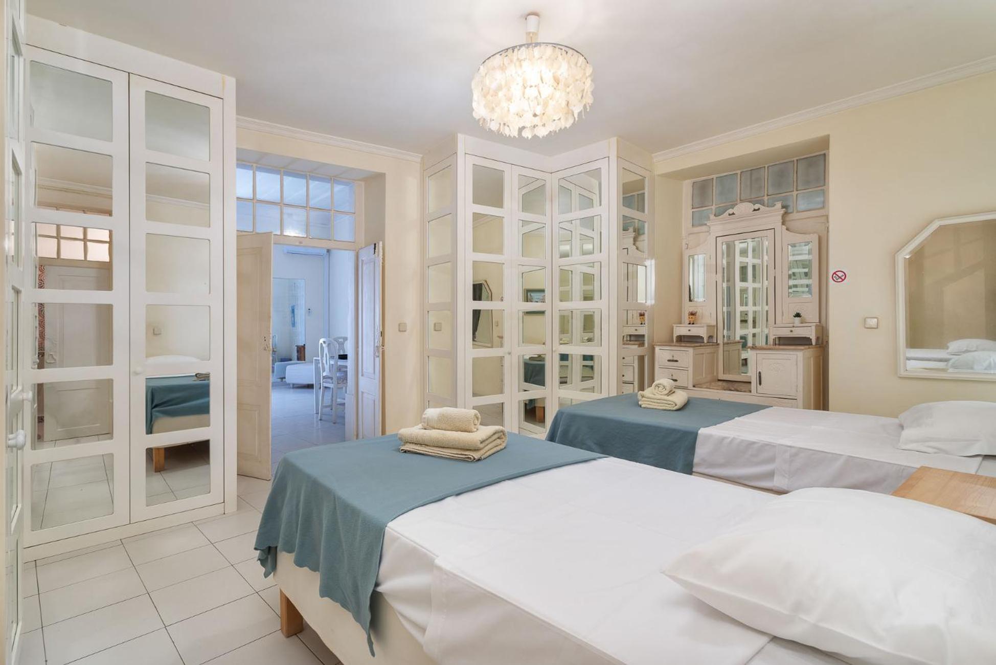 Blife Alicya Private Rooms Faro Exterior photo