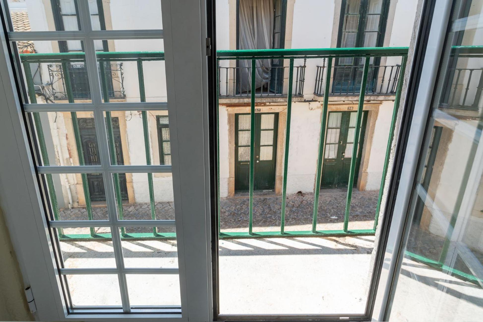 Blife Alicya Private Rooms Faro Exterior photo