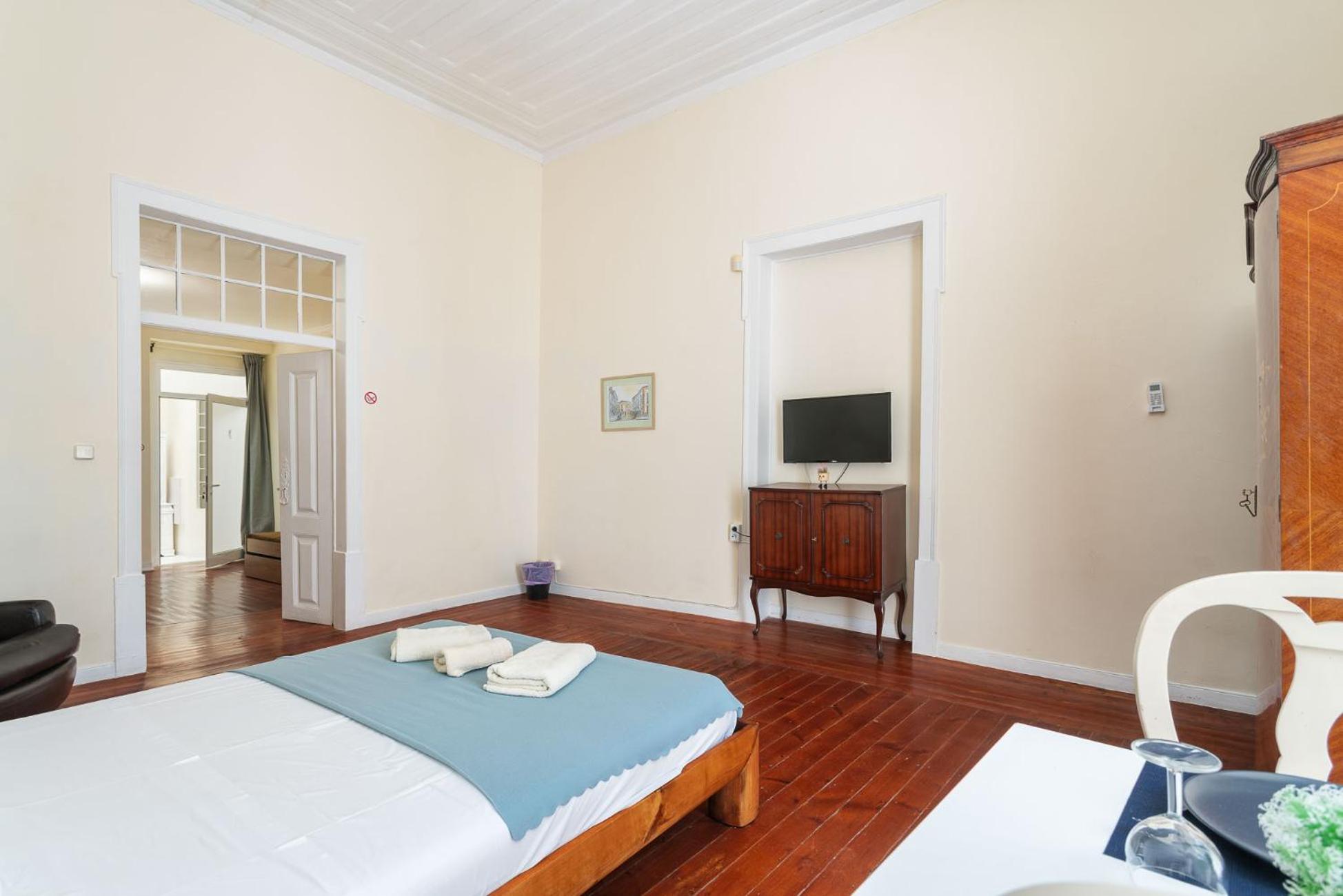 Blife Alicya Private Rooms Faro Exterior photo
